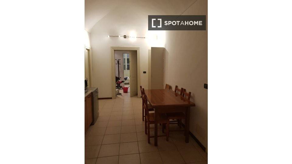 Stanza singola in Centro, foto 14 di 18