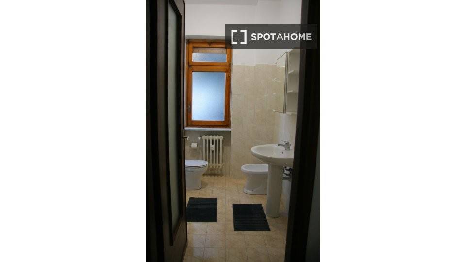 Posto letto in doppia in Pozzo Strada, foto 7 di 14