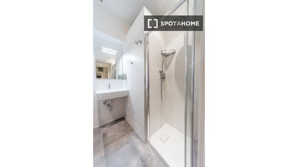 3 stanze singole in San Donato, foto 11 di 18