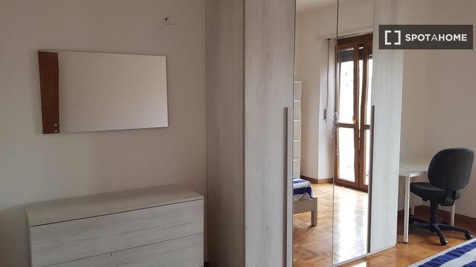 Stanza singola in Pozzo Strada, foto 6 di 18