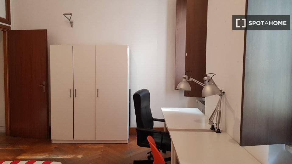 5 stanze singole in Cit Turin, foto 4 di 18