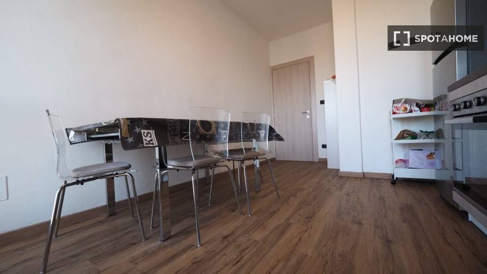 3 stanze singole in San Donato, foto 15 di 18