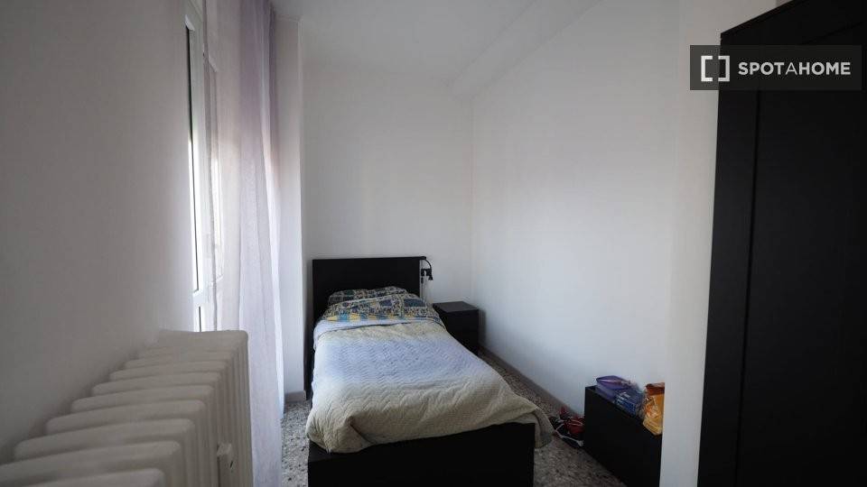 3 stanze singole in San Donato, foto 8 di 18