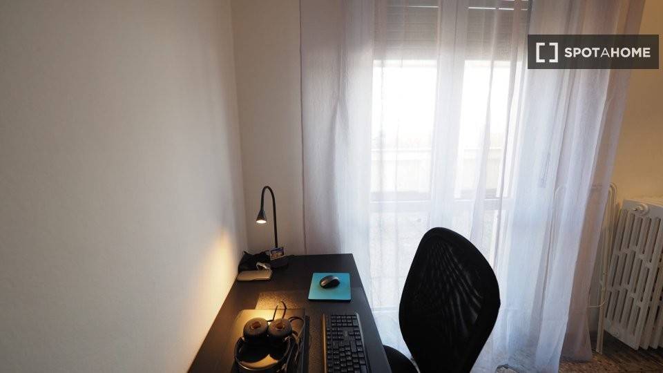 3 stanze singole in San Donato, foto 11 di 18