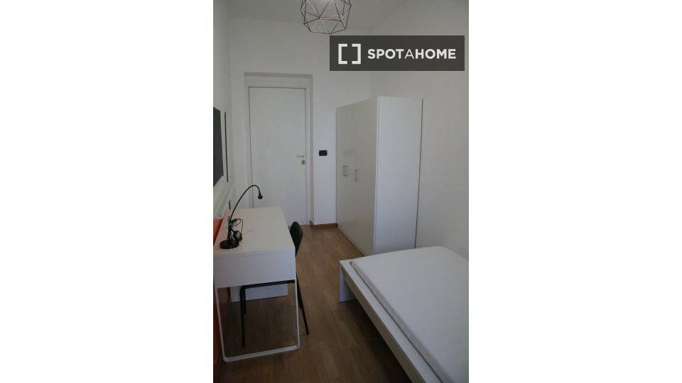 5 stanze singole in San Salvario, foto 14 di 18