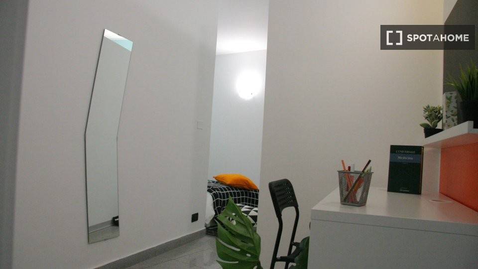5 stanze singole in San Salvario, foto 15 di 18