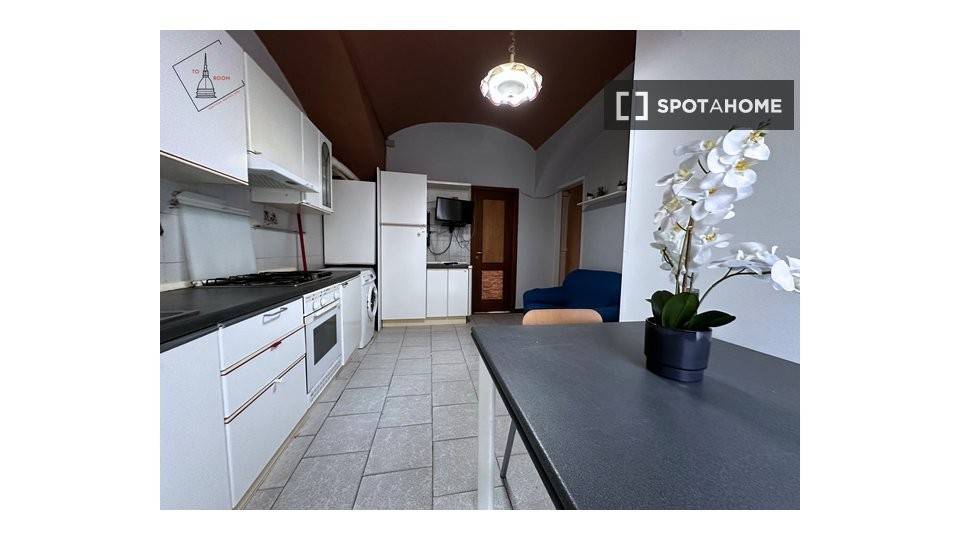 Stanza singola in Aurora, foto 7 di 16
