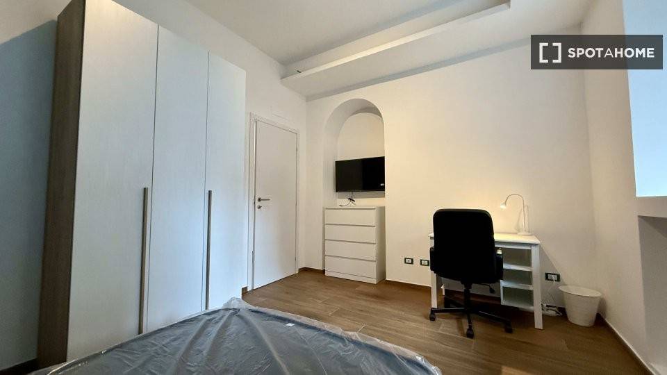 5 stanze singole in Cenisia, foto 17 di 18