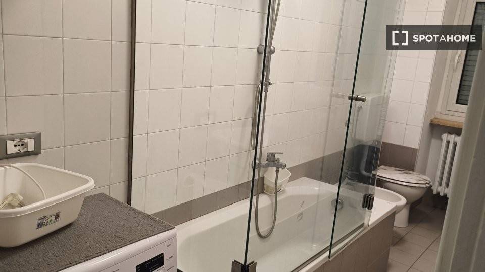2 stanze singole in San Donato, foto 9 di 12