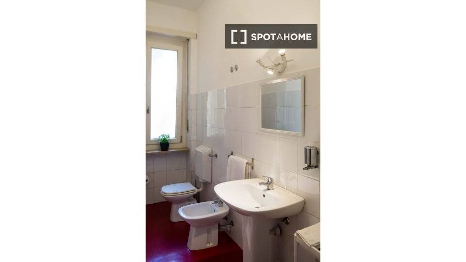 Stanza singola in San Salvario, foto 8 di 18