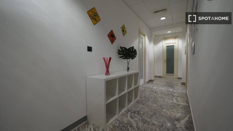 Stanza singola in Centro, foto 12 di 18