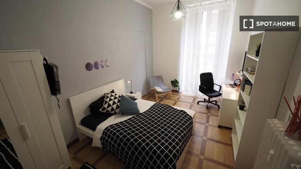 Stanza singola in Centro, foto 9 di 18
