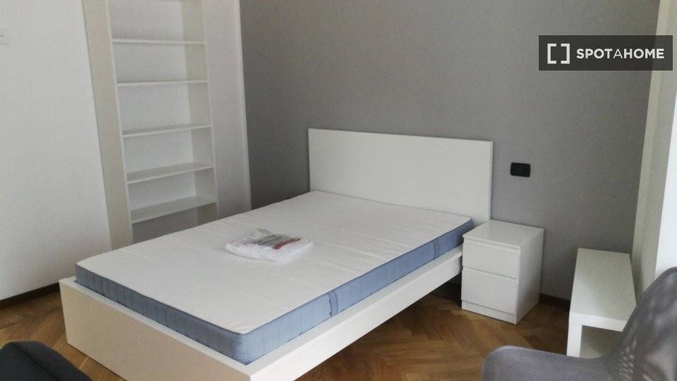 Stanza singola in San Salvario, foto 3 di 18