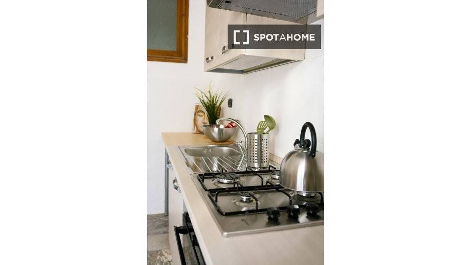 Stanza singola in Centro, foto 5 di 18