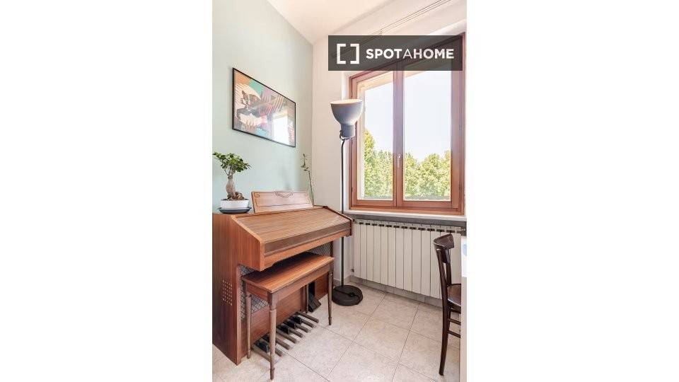 Appartamento in Madonna del Pilone, foto 2 di 18