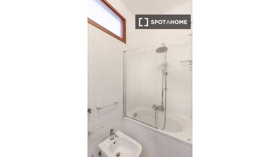 Appartamento in Madonna del Pilone, foto 12 di 18