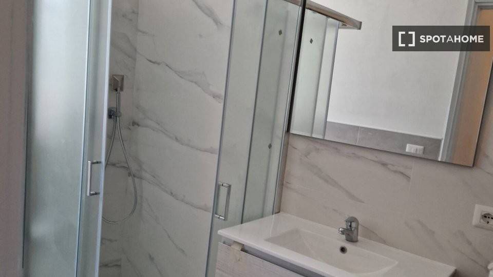 Stanza singola in Nizza Millefonti, foto 7 di 18