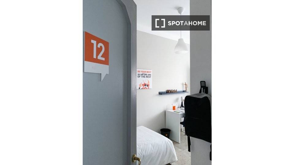 Stanza singola in San Salvario, foto 14 di 18