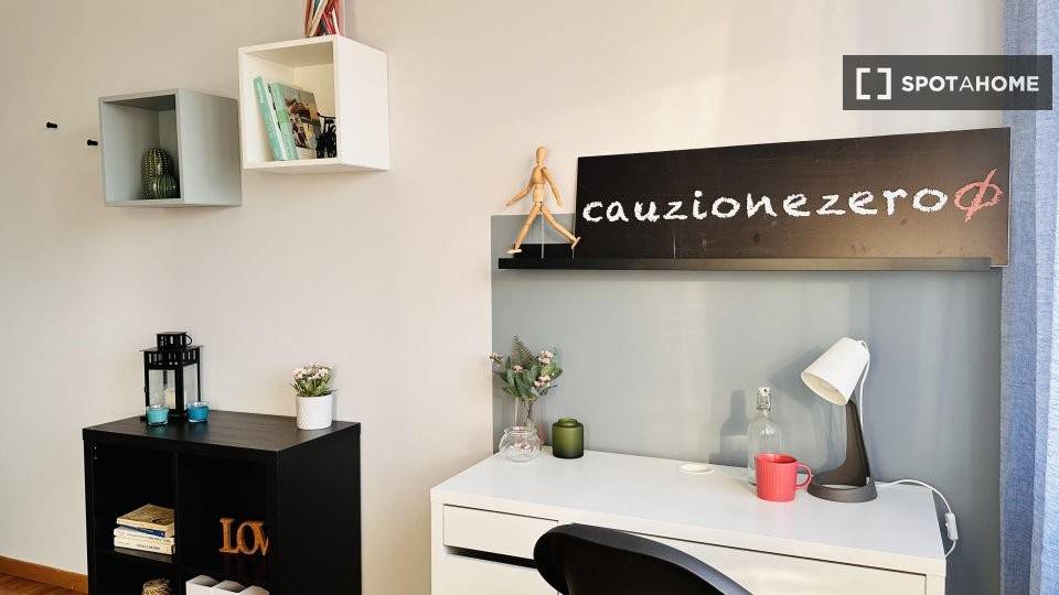 Stanza singola in San Salvario, foto 4 di 18