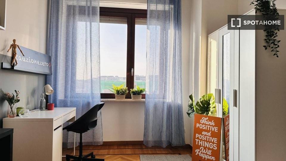 Stanza singola in San Salvario, foto 5 di 18