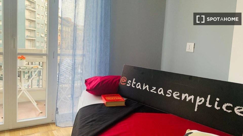 Stanza singola in Cenisia, foto 5 di 18