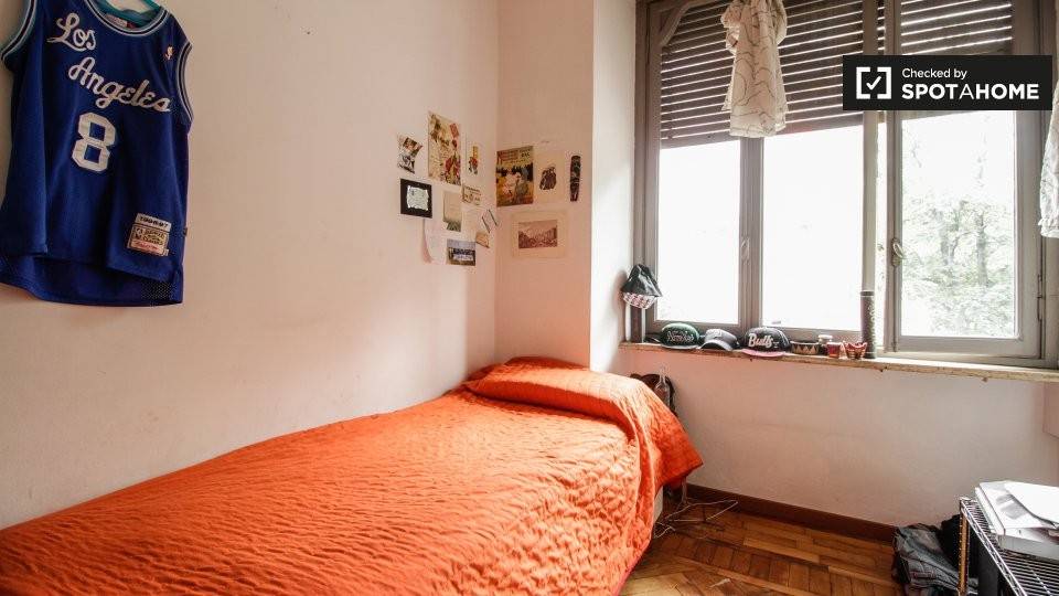 Stanza singola in Centro, foto 2 di 17