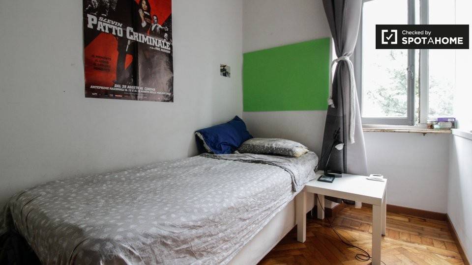 Stanza singola in Centro, foto 2 di 17