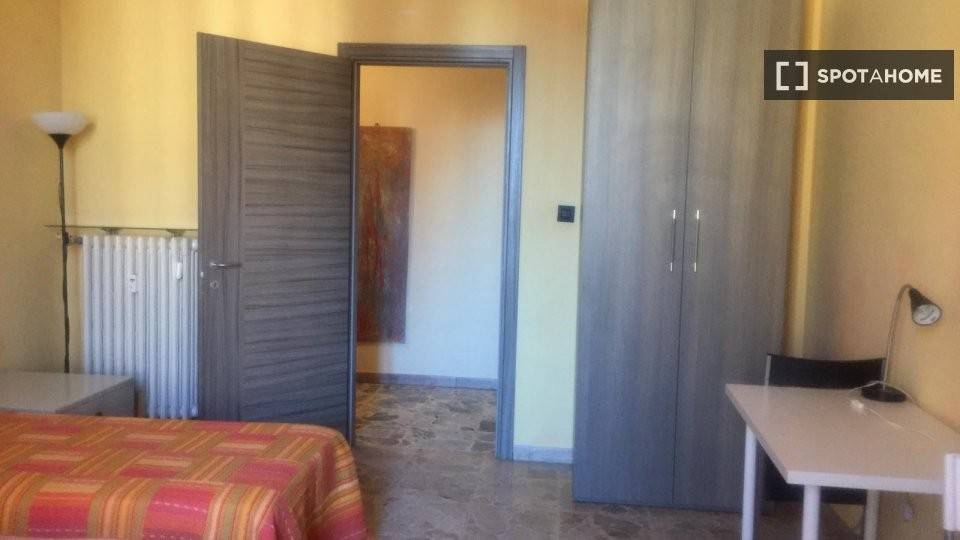 Posto letto in doppia in Nizza Millefonti, foto 6 di 6