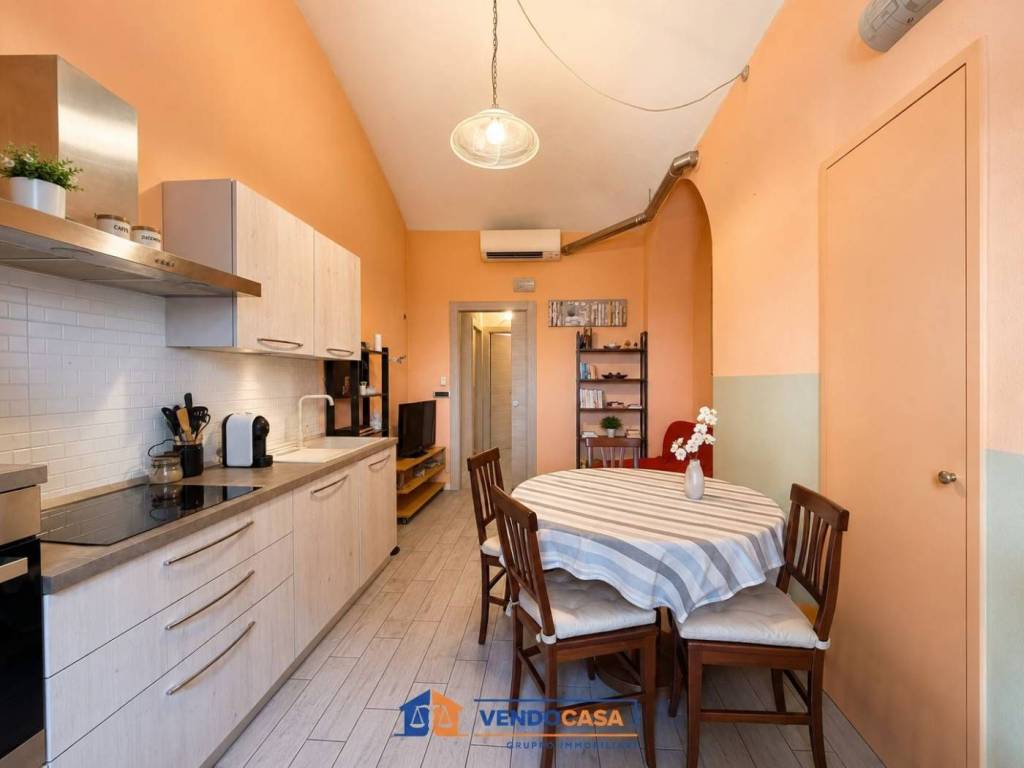 2 stanze singole in Centro, foto 3 di 7