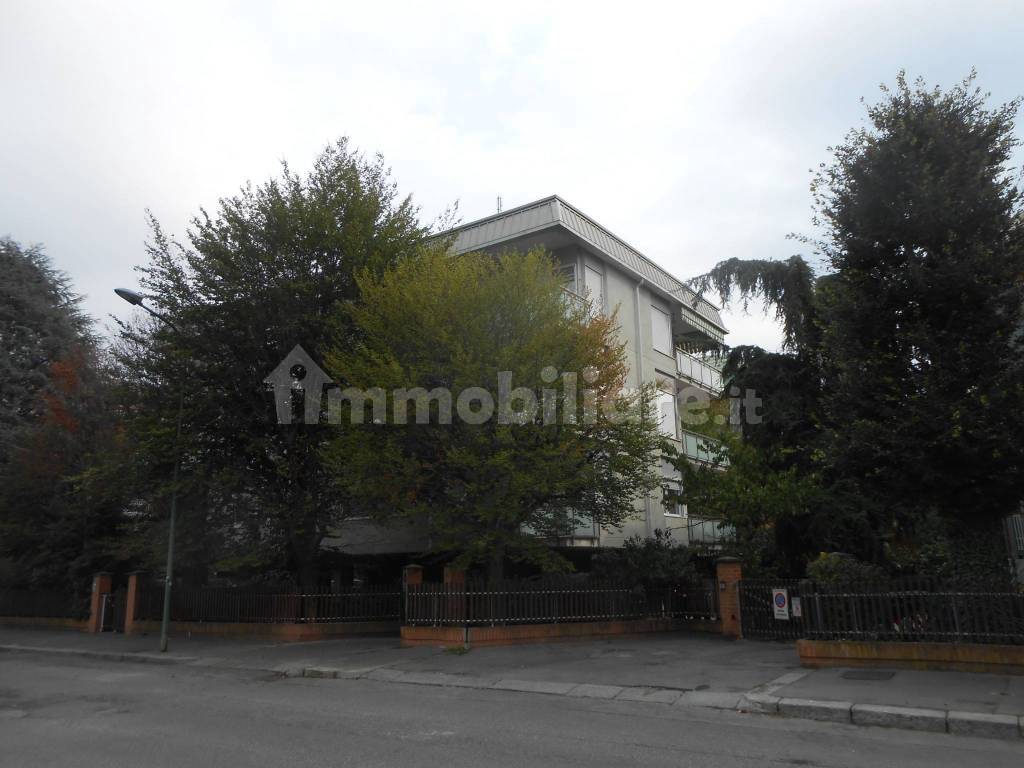 2 stanze singole in Parella, foto 26 di 26