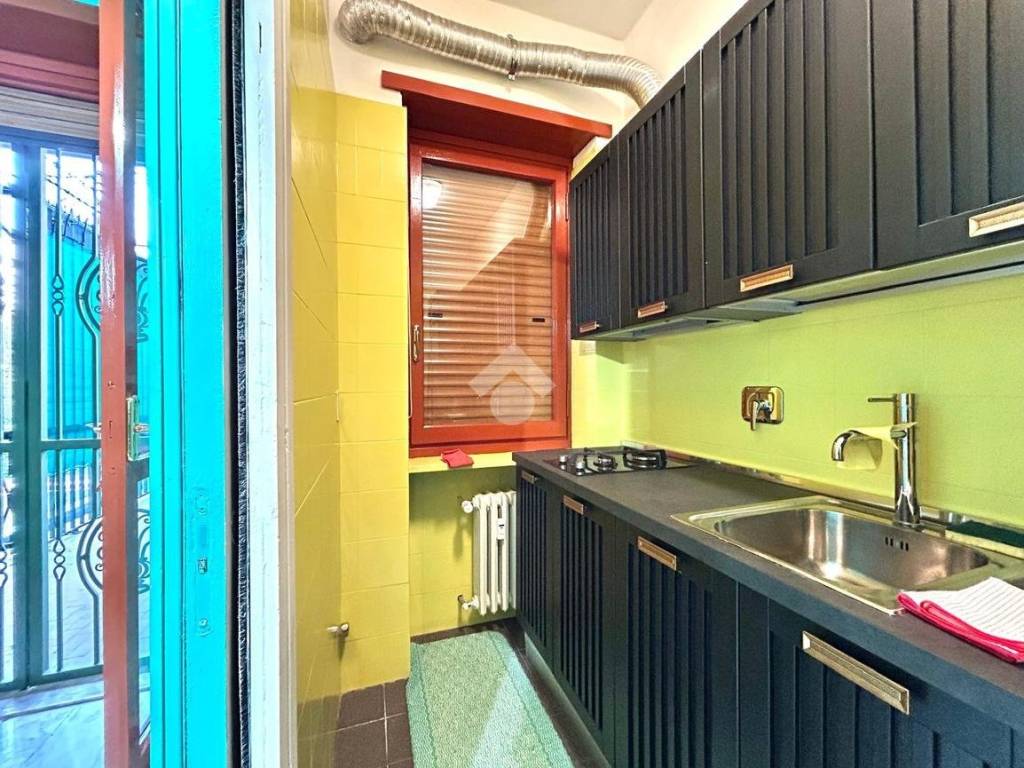 Appartamento in Cit Turin, foto 10 di 27