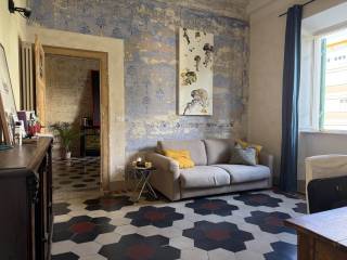 Salone