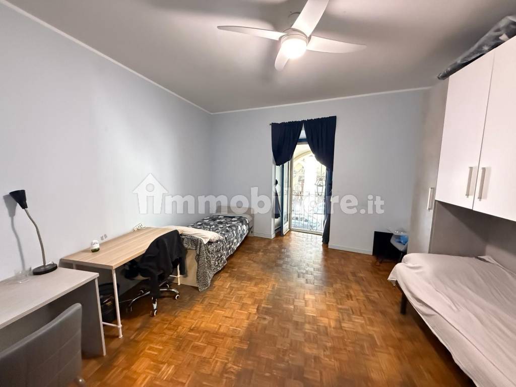 Stanze singole e doppie in Centro, foto 9 di 19