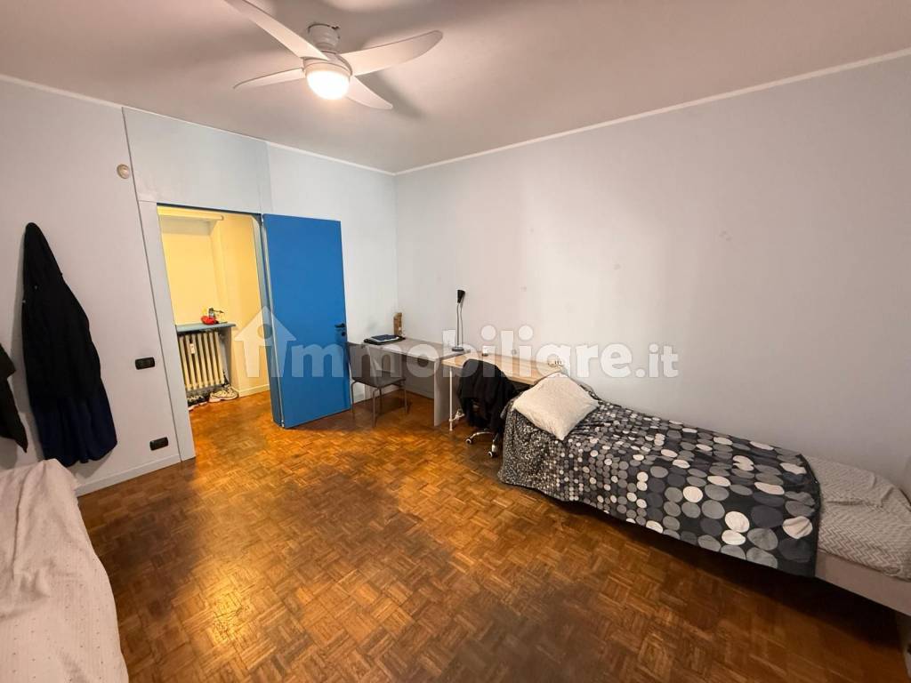 Stanze singole e doppie in Centro, foto 10 di 19