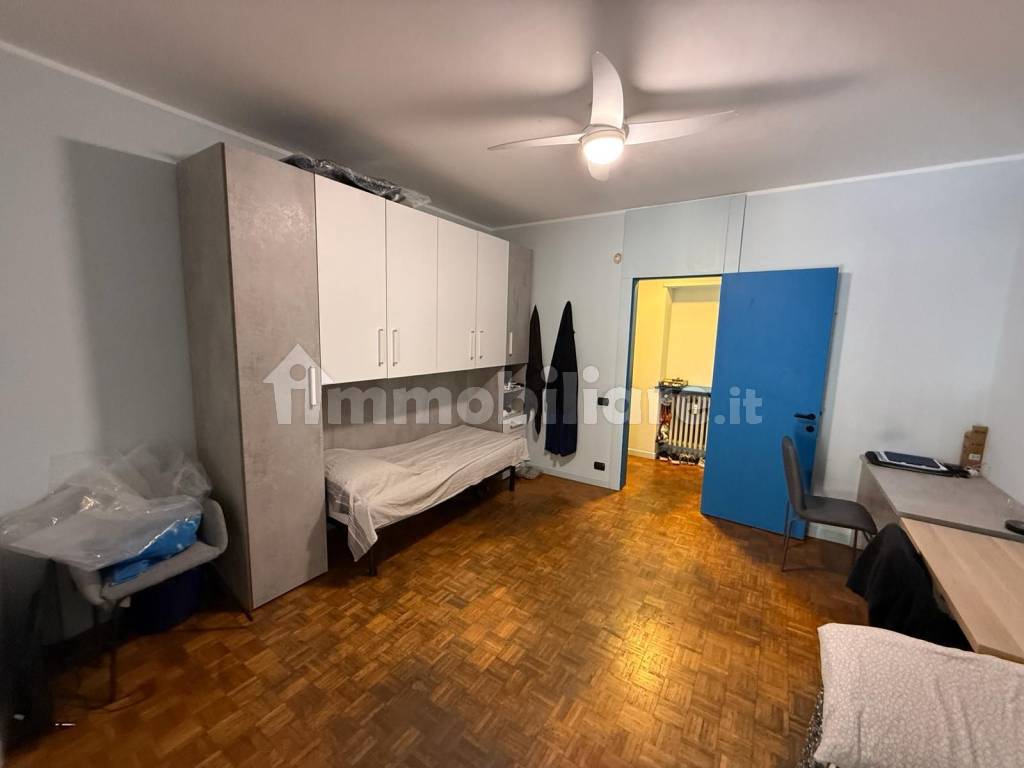 Stanze singole e doppie in Centro, foto 11 di 19