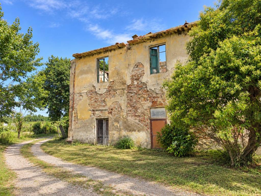 Vendita Casale in Località Il Marmo San Giuliano Terme. Da ...