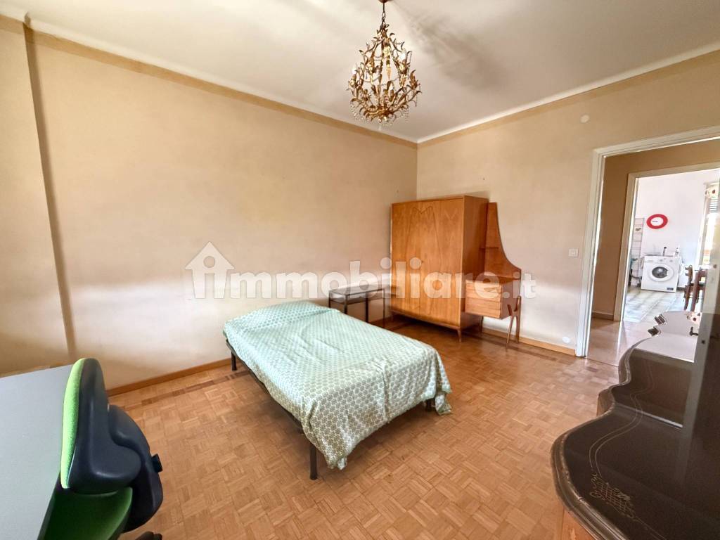 Stanza singola in San Donato, foto 3 di 17