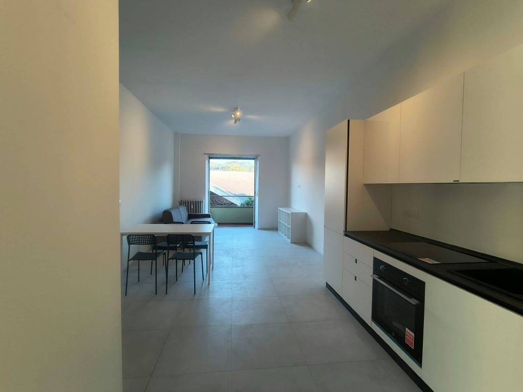 Appartamento in Nizza Millefonti, foto 4 di 18