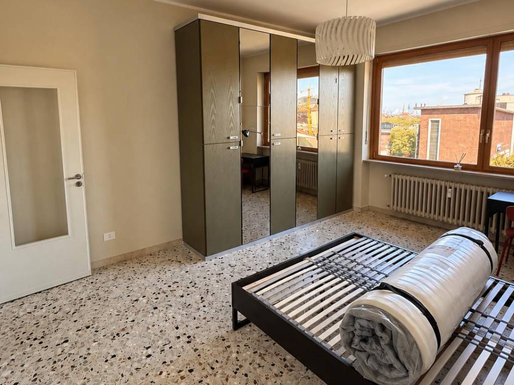 3 stanze singole in Crocetta, foto 9 di 20