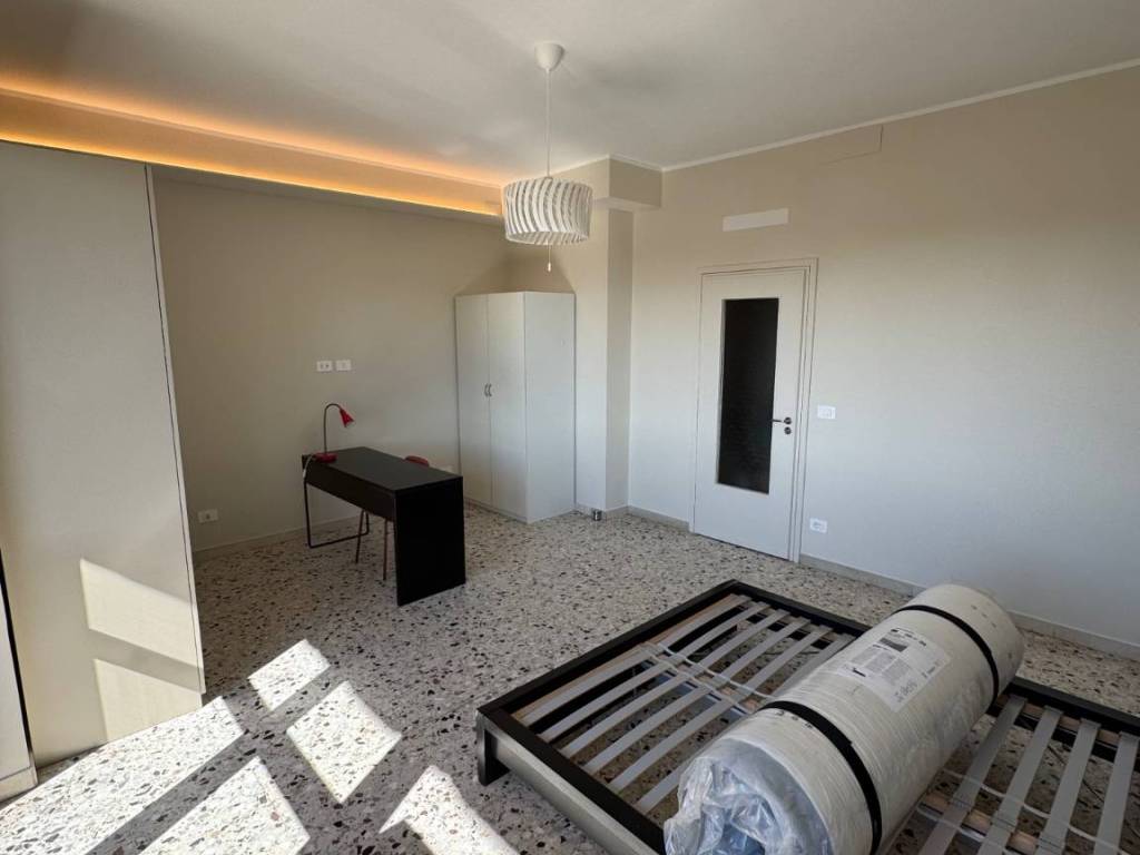 3 stanze singole in Crocetta, foto 14 di 20