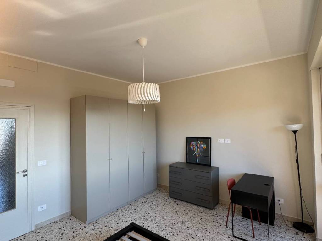 3 stanze singole in Crocetta, foto 19 di 20