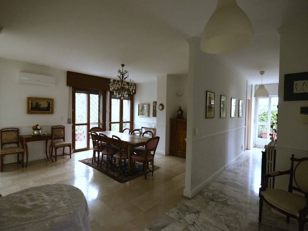 Appartamento in Centro, foto 3 di 16