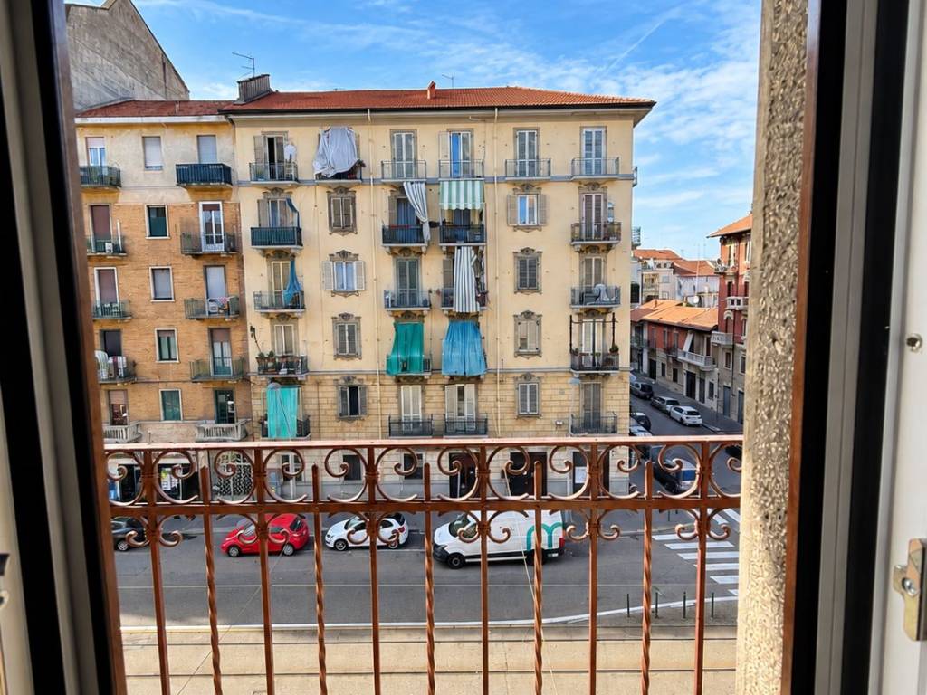 Appartamento in Barriera di Milano, foto 9 di 48