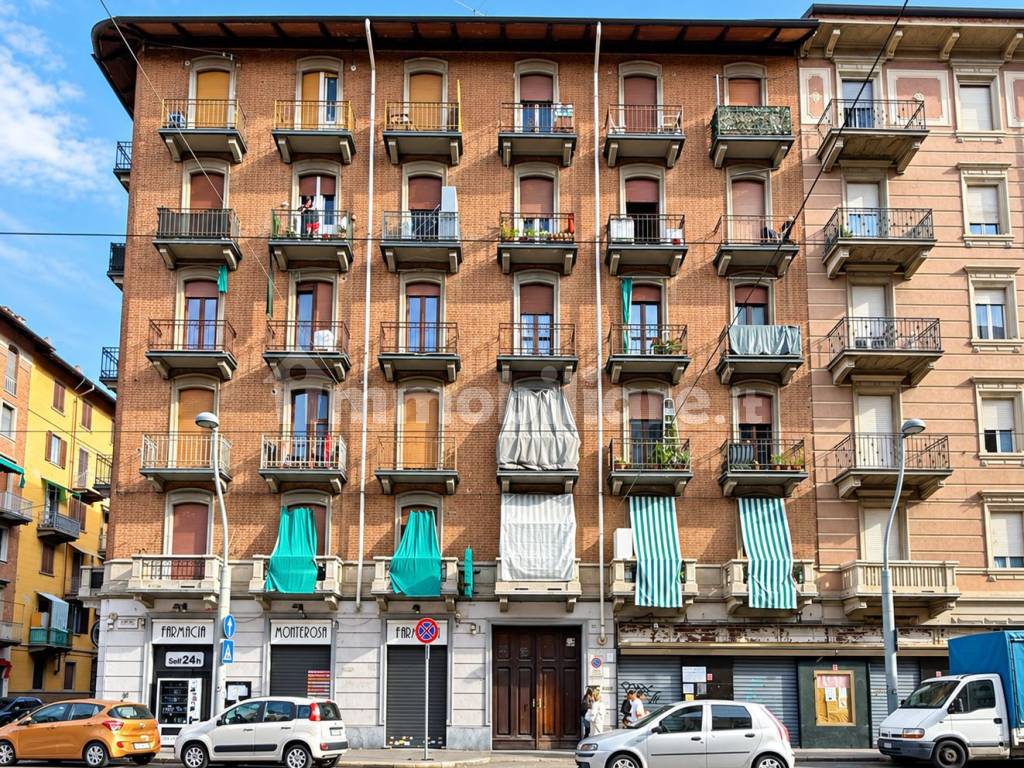 Stanza singola in Barriera di Milano