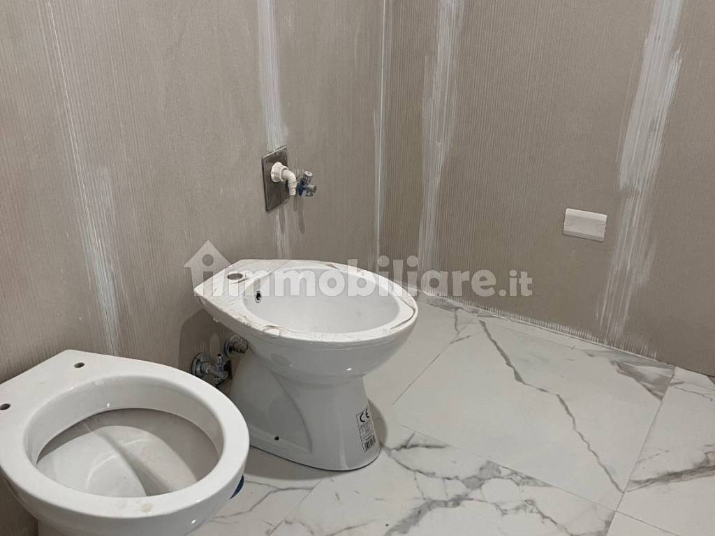 2 stanze doppie in San Donato, foto 11 di 13