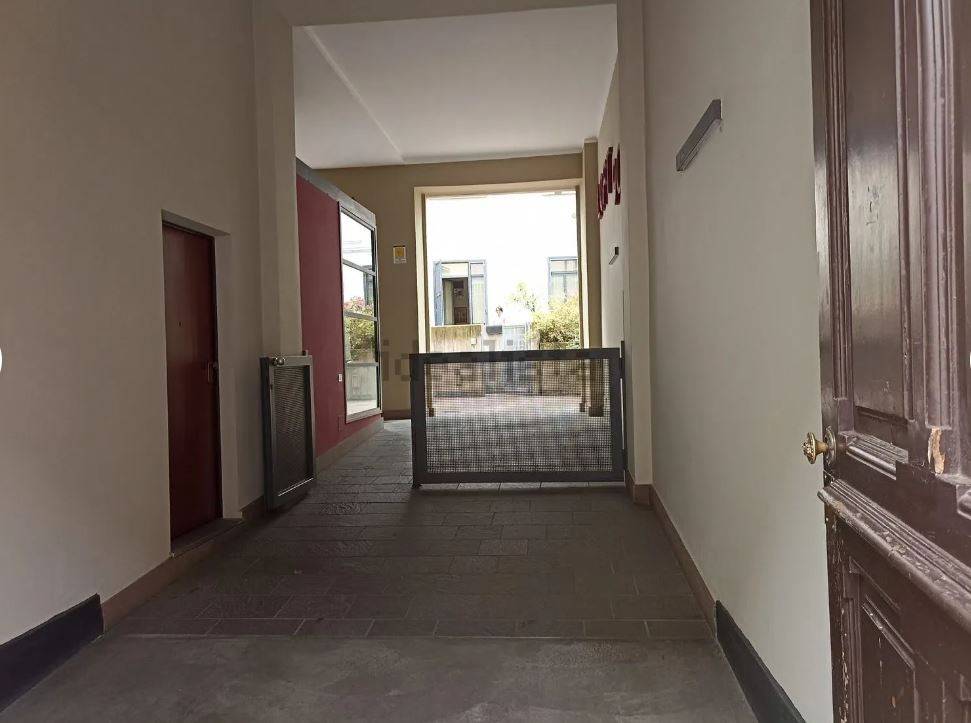 Appartamento in Barriera di Milano, foto 2 di 27