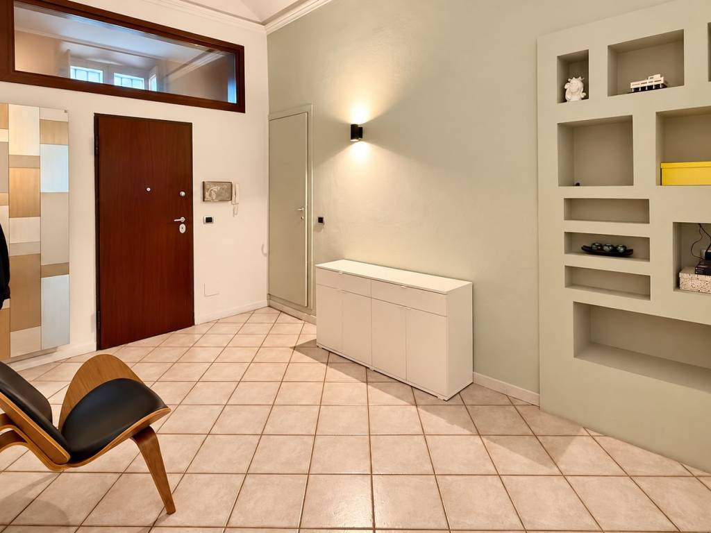 Appartamento in Nizza Millefonti, foto 2 di 13