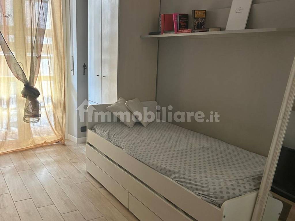 2 stanze singole in Crocetta, foto 5 di 11