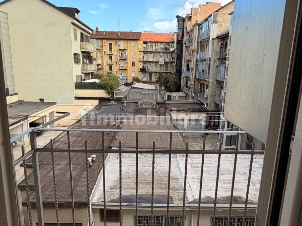 2 stanze singole in Crocetta, foto 10 di 11