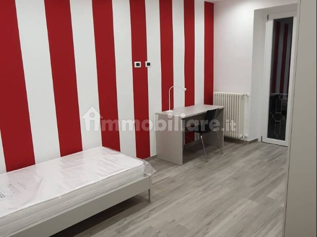 Stanza singola in Pozzo Strada, foto 3 di 8